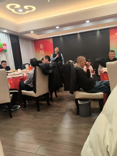 Отпразднуйте 20-летие Илиды